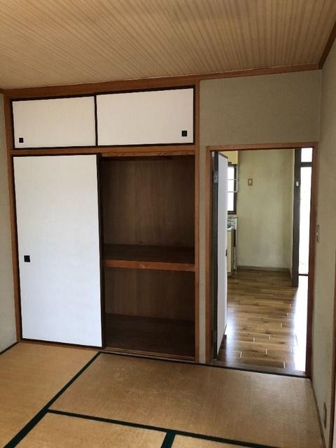掛川市杉谷アパート 収納
