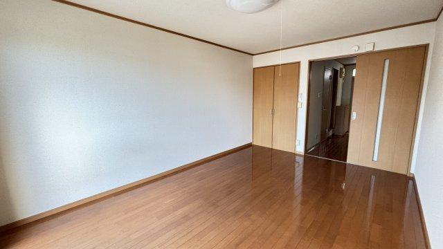 掛川市高御所アパート リビング