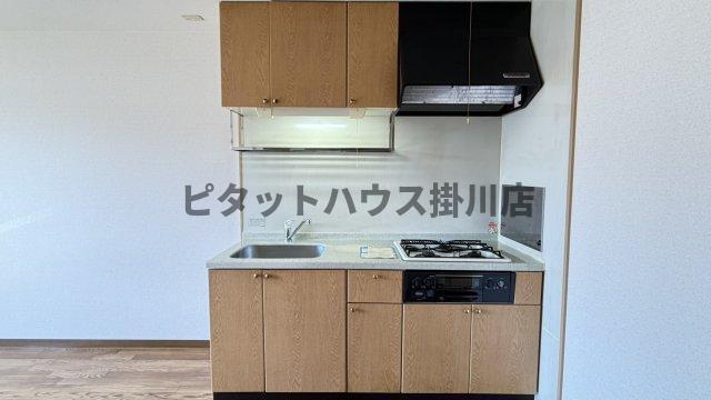 掛川市下垂木マンション キッチン