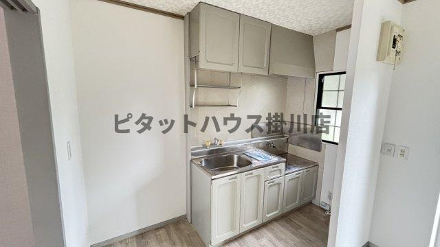 掛川市千羽アパート キッチン