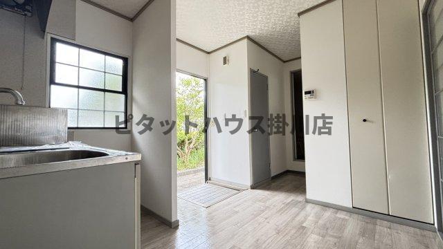 掛川市千羽アパート リビング