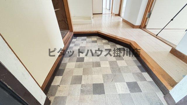 掛川市宮脇マンション 玄関