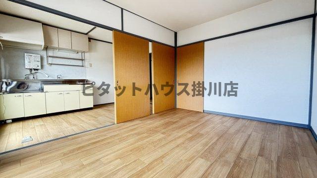 掛川市天王町アパート リビング