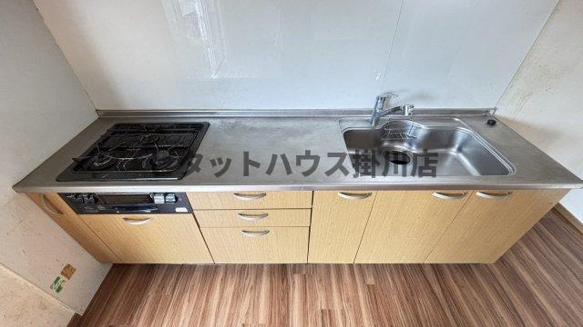 掛川市長谷テラスハウス キッチン