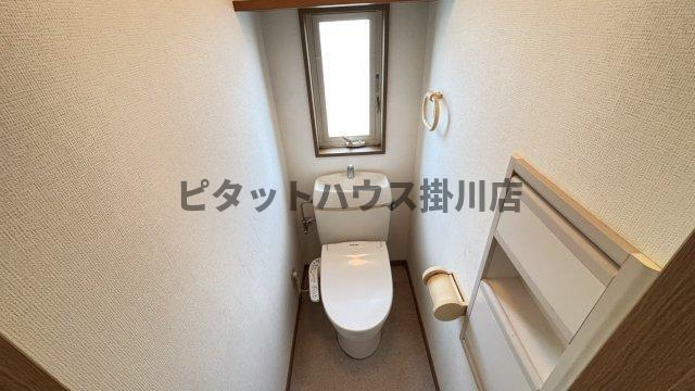掛川市長谷テラスハウス トイレ