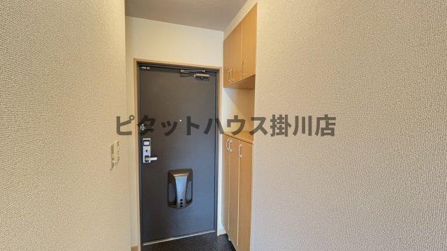掛川市長谷マンション 玄関