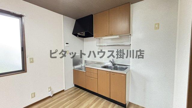 掛川市長谷アパート キッチン