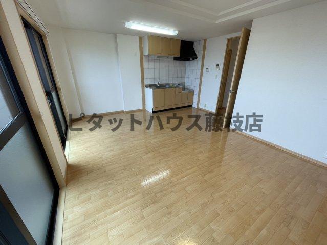 榛原郡吉田町片岡マンション リビング