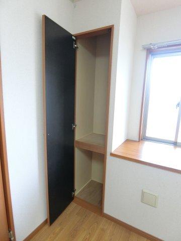 袋井市愛野南アパート 収納