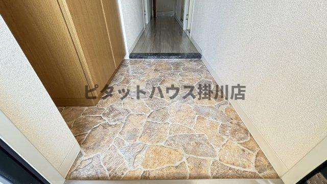 掛川市下俣南アパート 玄関