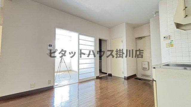 掛川市久保アパート リビング