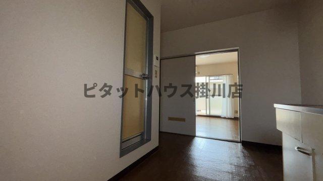 掛川市下俣南マンション リビング