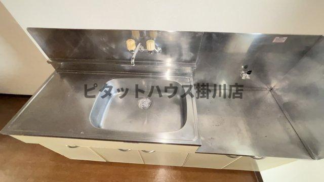 掛川市下俣南マンション キッチン