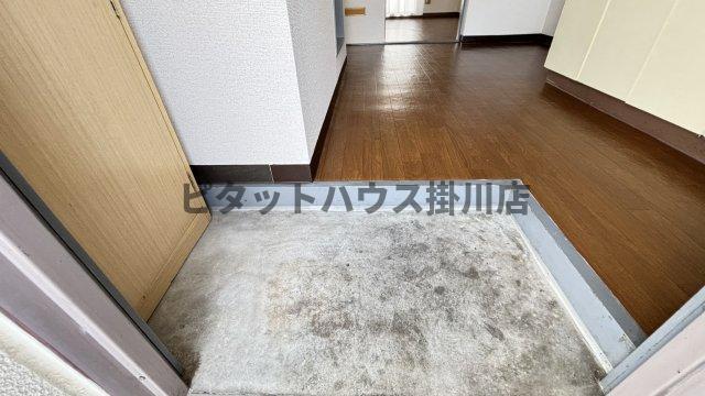 掛川市下俣南マンション 玄関
