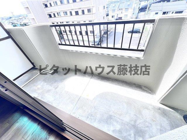 焼津市小柳津マンション バルコニー