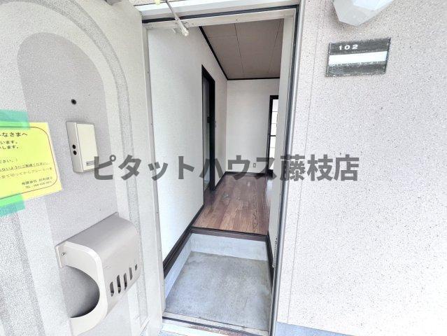焼津市小川新町アパート 玄関