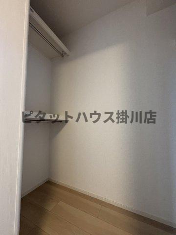 菊川市西方アパート 収納