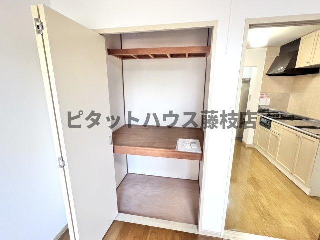 焼津市三和アパート 収納