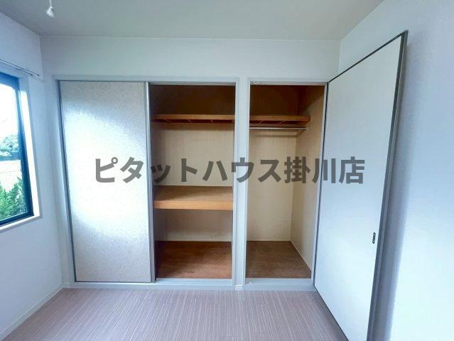 掛川市中アパート 収納