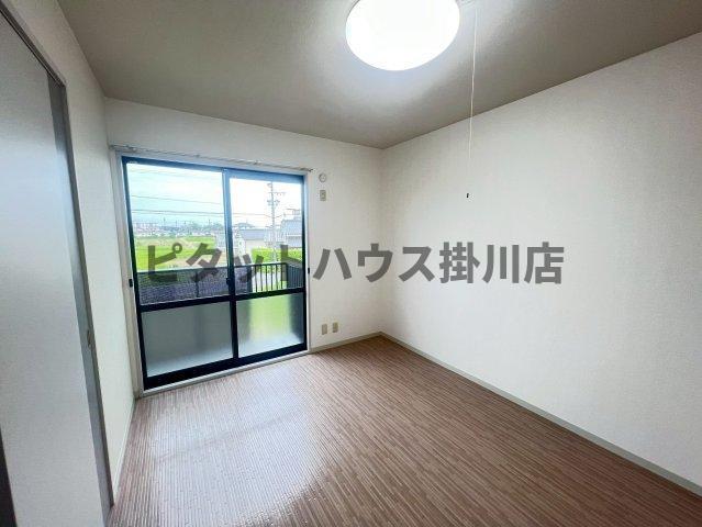 掛川市中アパート リビング