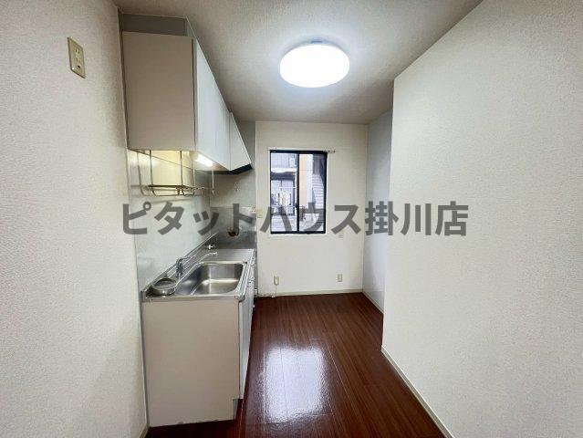 掛川市中アパート 室内