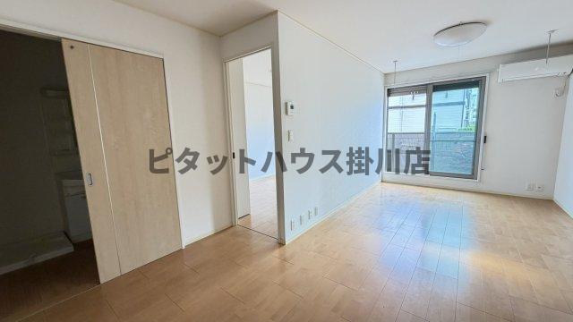 掛川市仁藤町アパート リビング