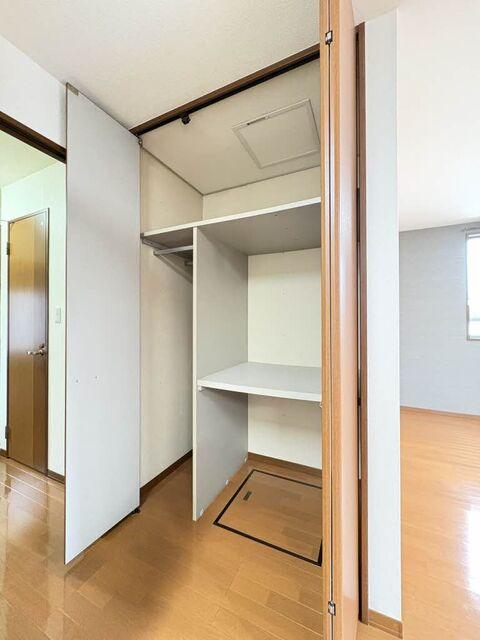 焼津市黒石アパート 収納