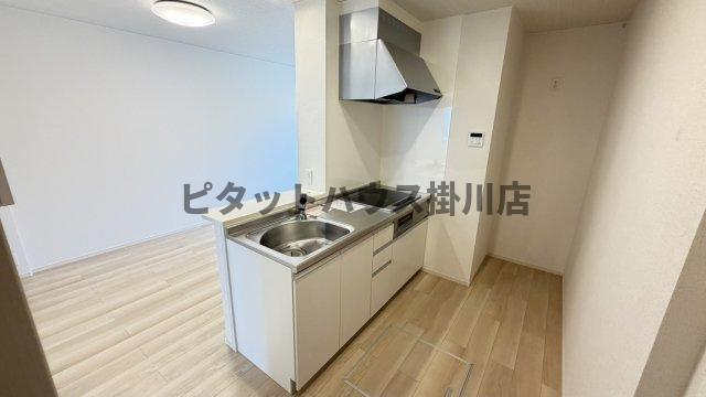 掛川市高御所アパート キッチン