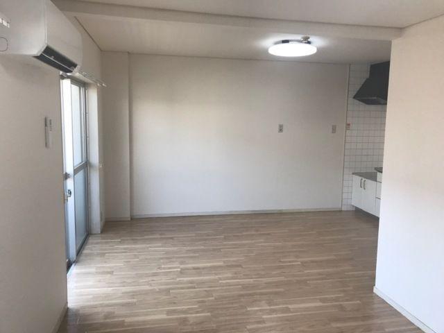 掛川市弥生町マンション リビング