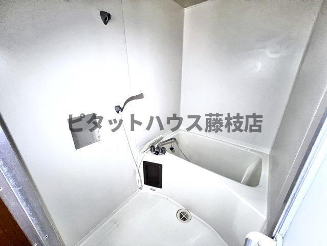 焼津市中新田アパート バス／シャワー