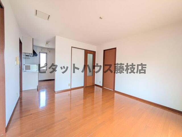 藤枝市光洋台一戸建 リビング