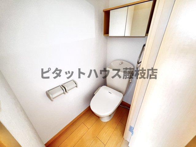 藤枝市高柳アパート トイレ