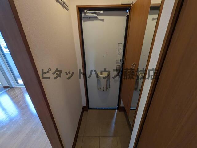 藤枝市稲川アパート 玄関