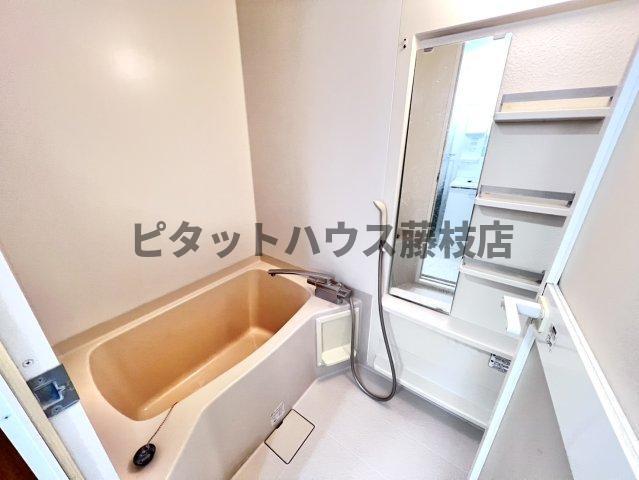 焼津市五ケ堀之内マンション バス／シャワー