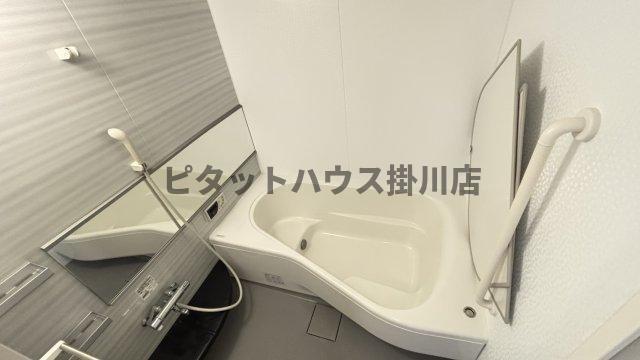 袋井市堀越アパート バス／シャワー