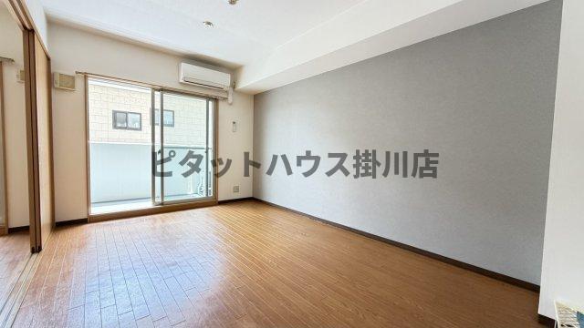菊川市加茂マンション リビング