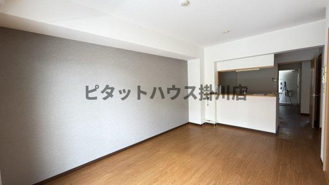 菊川市加茂マンション リビング