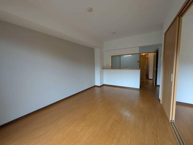 菊川市加茂マンション リビング