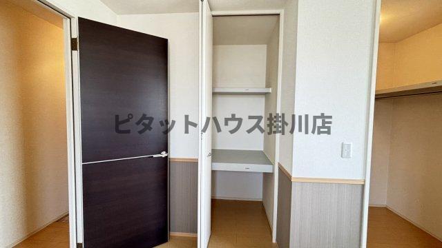 袋井市堀越アパート 収納