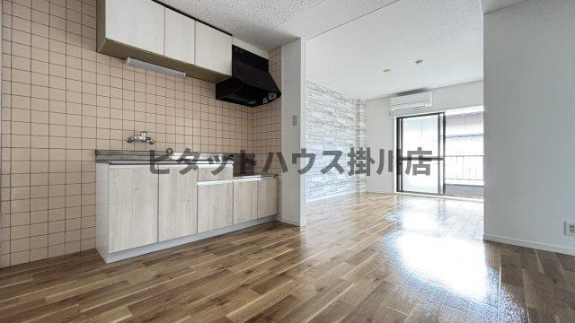 掛川市杉谷マンション リビング