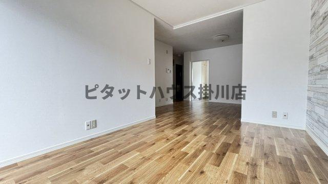 掛川市杉谷マンション リビング