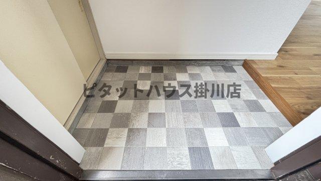 掛川市杉谷マンション 玄関