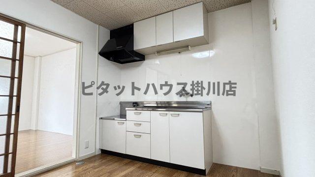 掛川市杉谷マンション キッチン