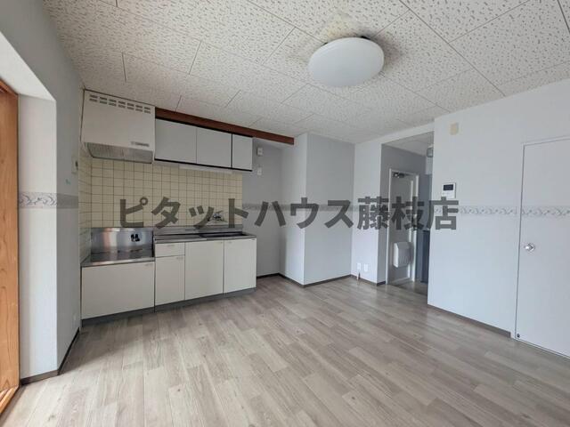 藤枝市青葉町アパート 収納