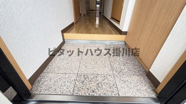掛川市長谷マンション 玄関