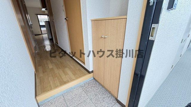 掛川市長谷マンション 玄関