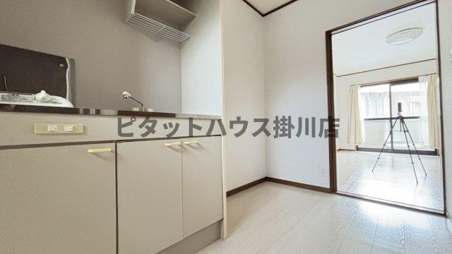 掛川市中央高町アパート 収納