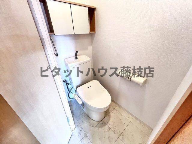 藤枝市高柳アパート トイレ