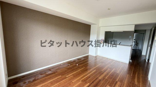 袋井市豊沢マンション リビング