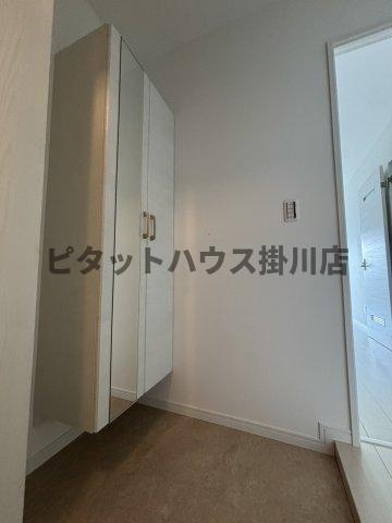 菊川市堀之内マンション 玄関